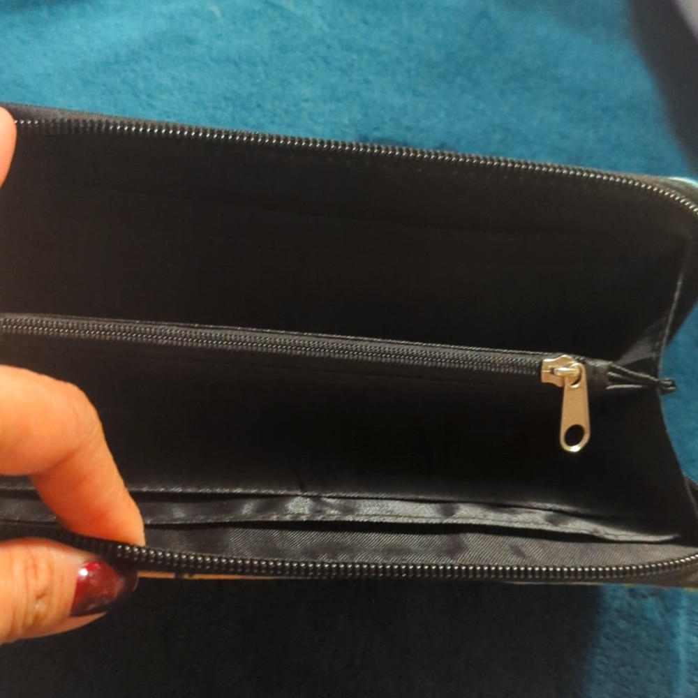 Stitch wallet - Picture 2 of 3